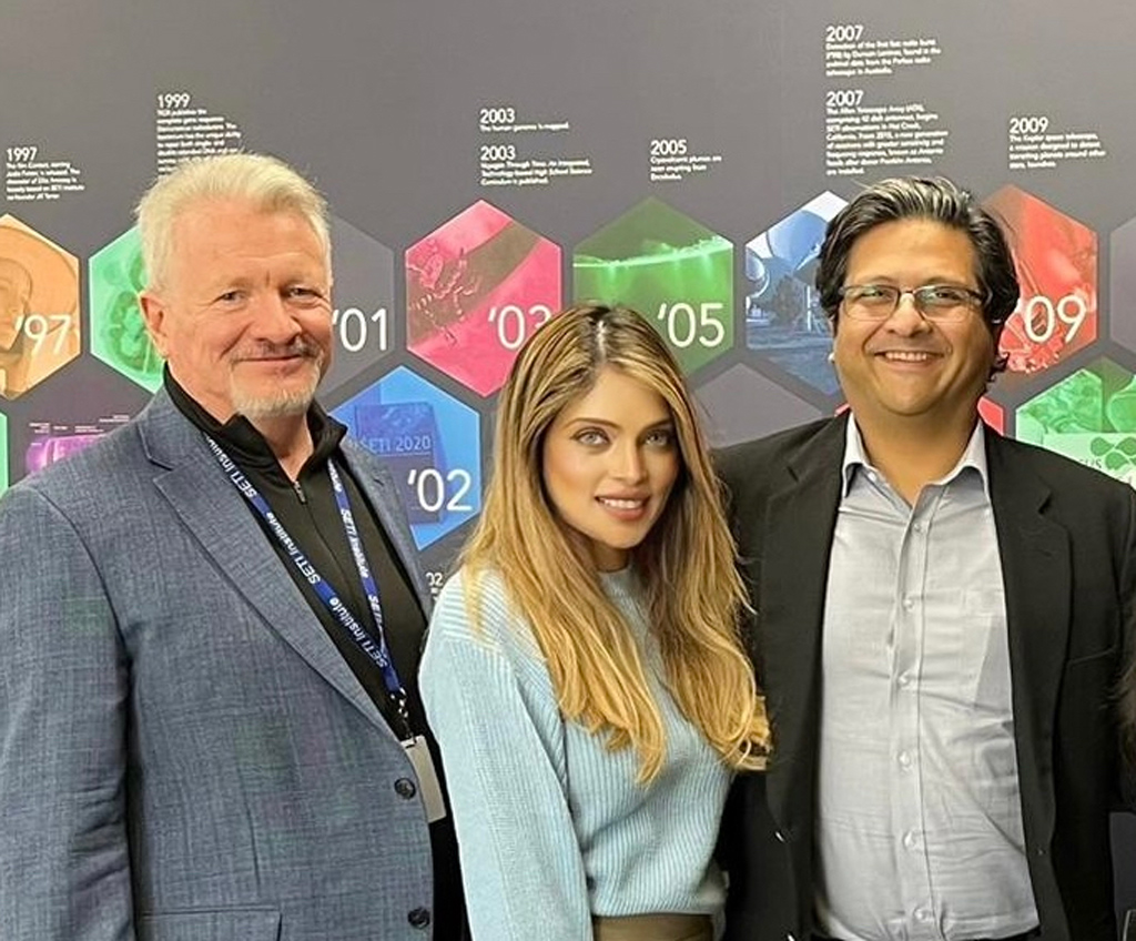 Bill Diamond, SETI Institute CEO, with SETI Institute Trustees Reema Khan and Shahzada Dawood