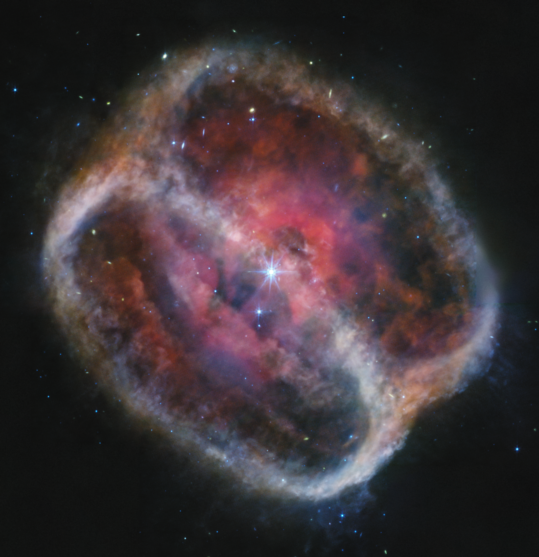 Planetary Nebula in Infrared