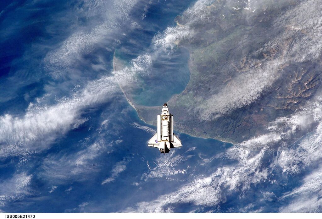 Endeavour during STS-113 approach to ISS during Expedition Five