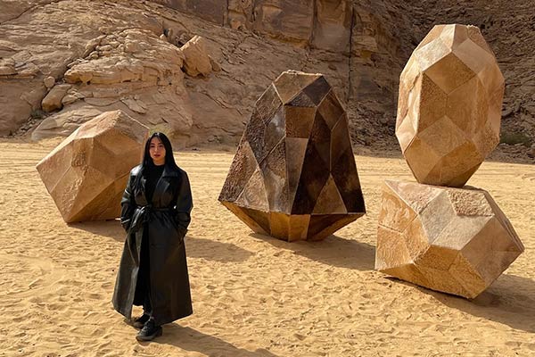 Zeinab Alhashemi Camouflage 2.0